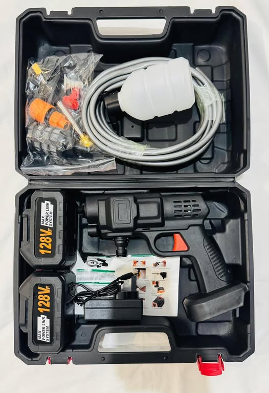 CORDLESS CAR WASHER WITH 128V DOUBLE BATTERY