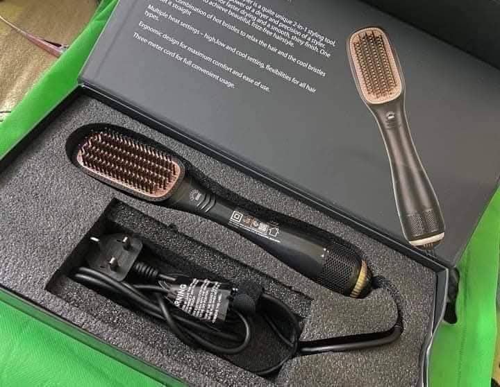 1200W PROFESSIONAL HAIR STRAIGHTNER