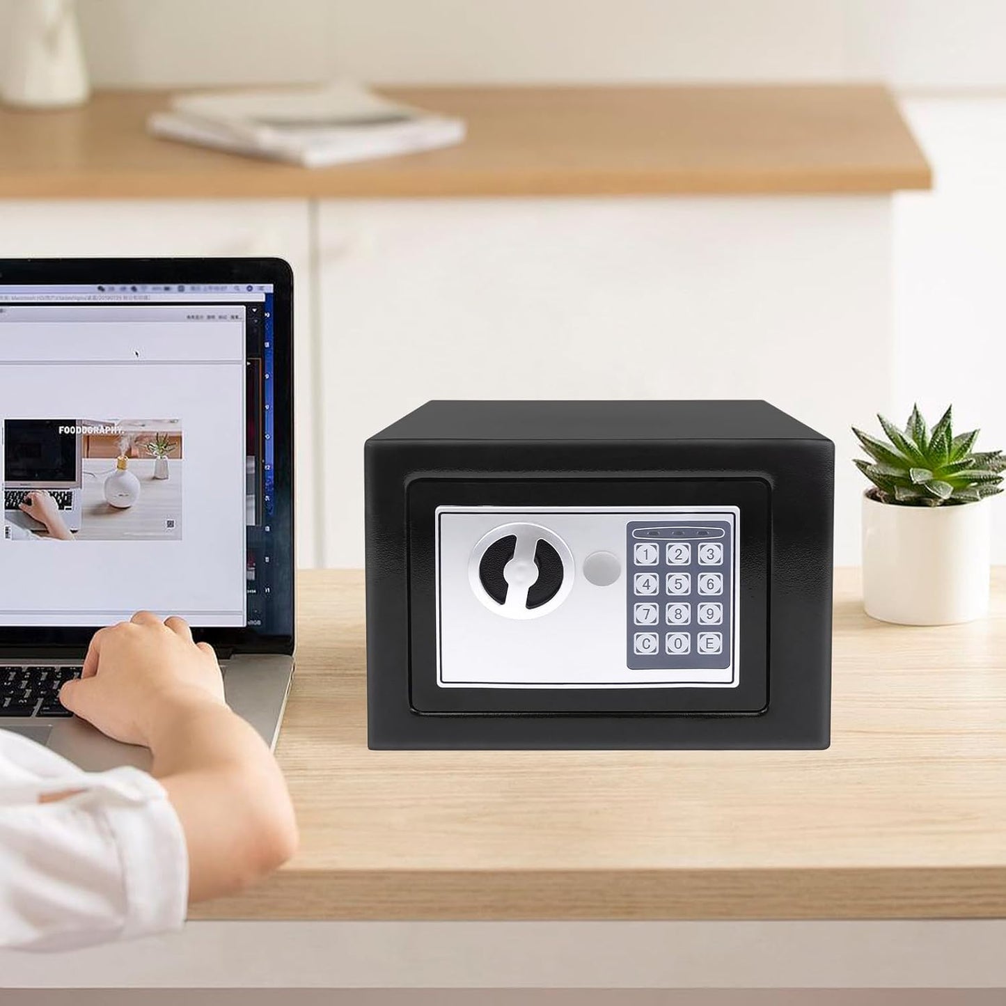 Safe Box for Home security, Electronic money box with Digital Keypad and Keys, small safe Lock Box Steel Construction 4.6L cash box Money Jewelry Document safe, 23 x 17 x 17 cm, Black